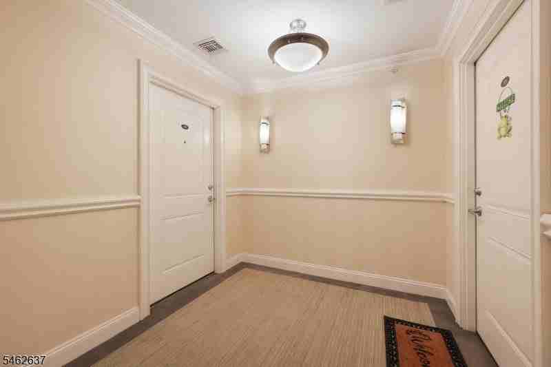 1400 Saint Georges Ave #105 - Photo 5 of 22