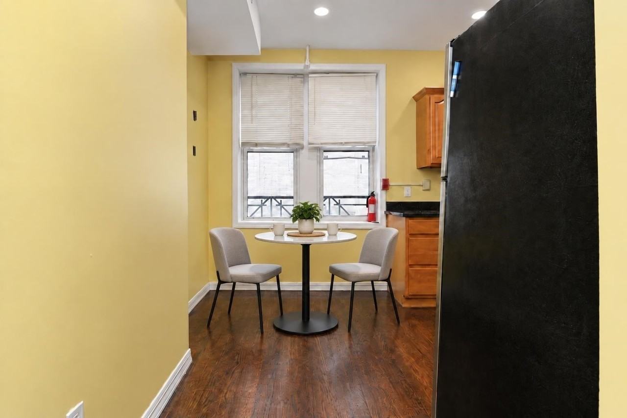 231 Grand St #4L - Photo 7 of 15