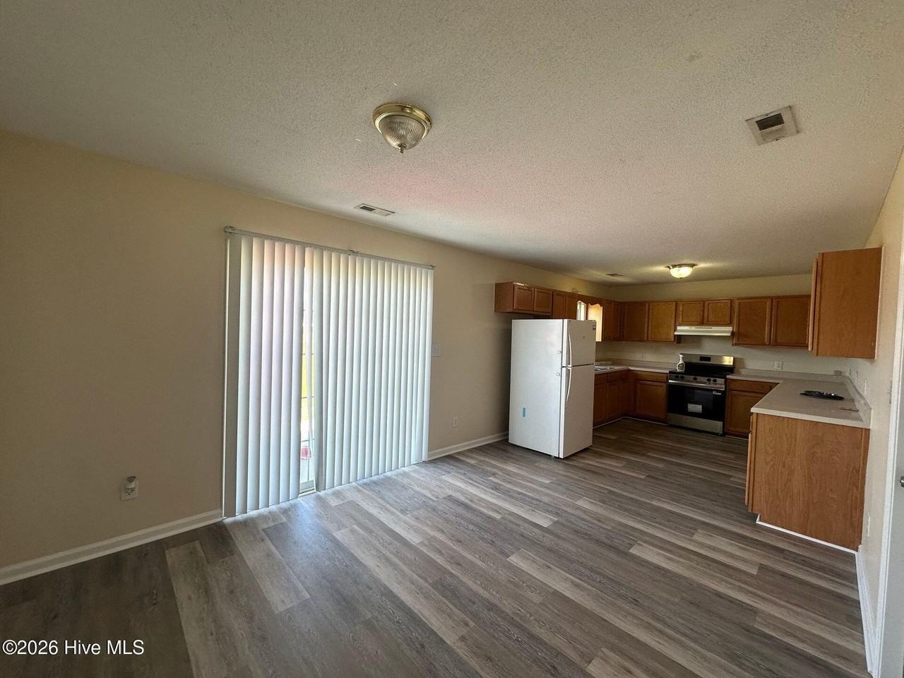 205 Stag Ct - Photo 5 of 18