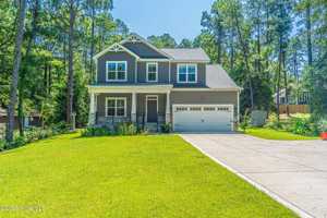 featured image of 170 Lakeview Dr