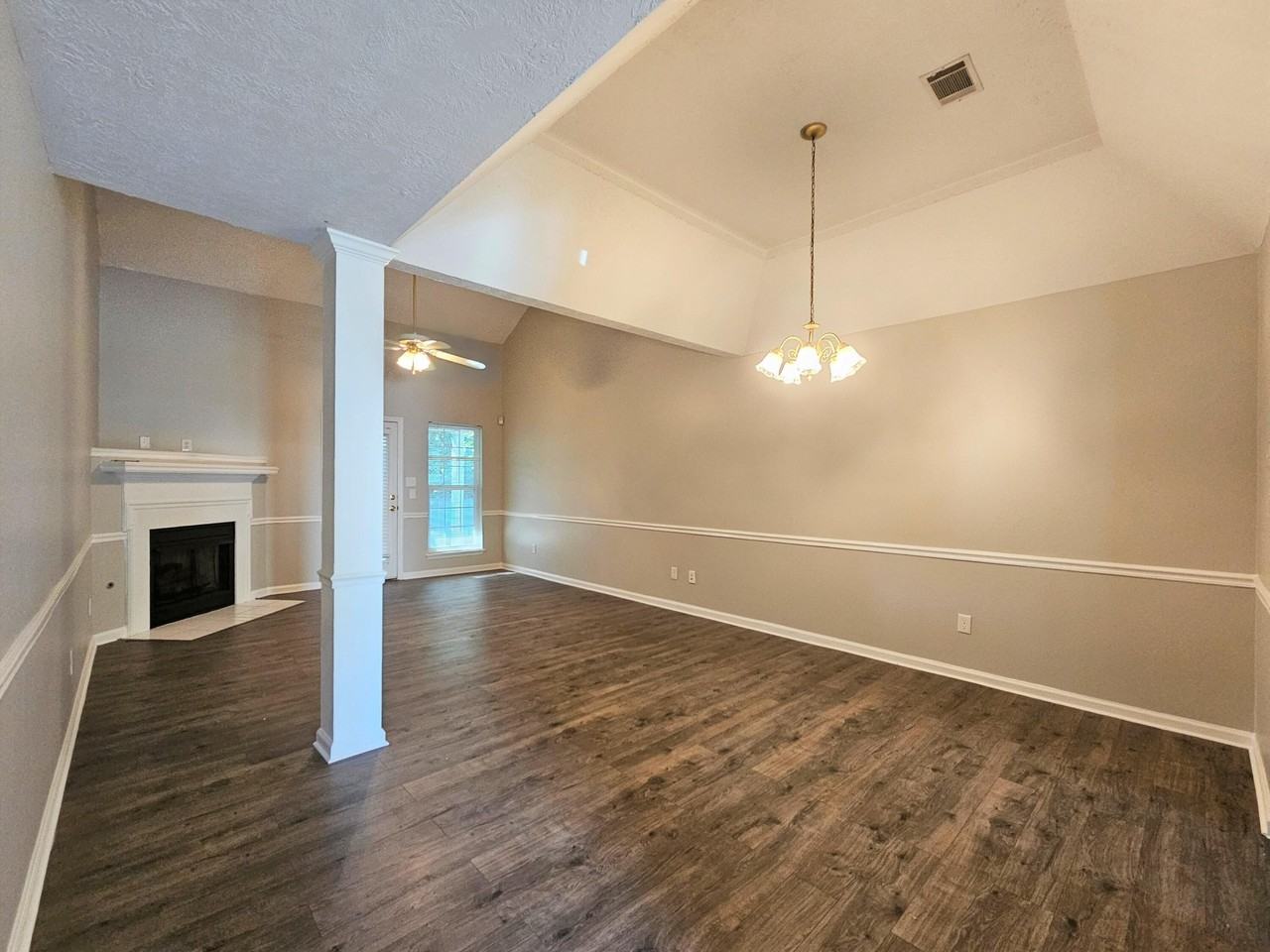 4724 Dursey Dr - Photo 4 of 9