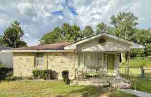 featured image of 2903 Wheeler Rd