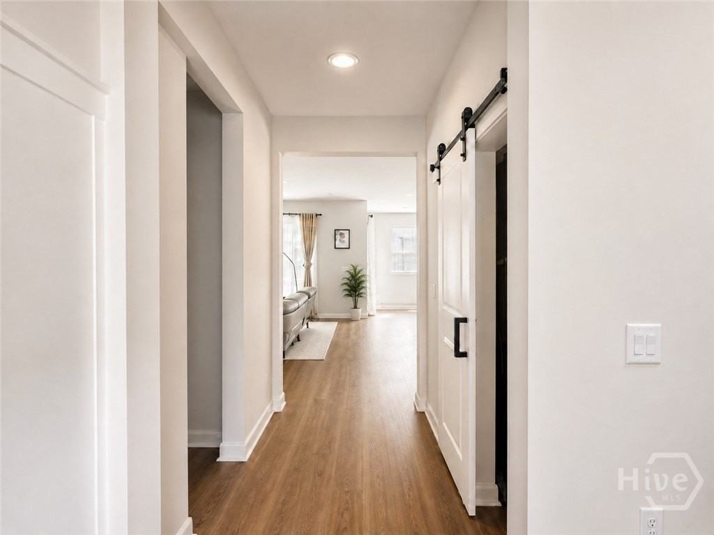 136 Mage Street - Photo 2 of 26