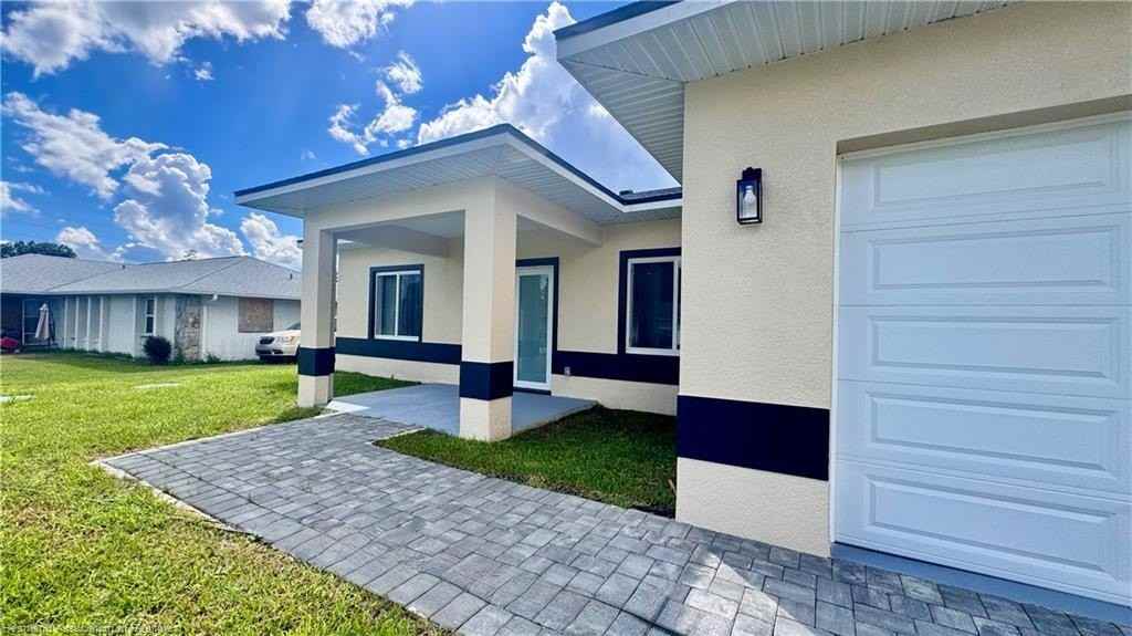 225 Triumph Dr - Photo 3 of 41