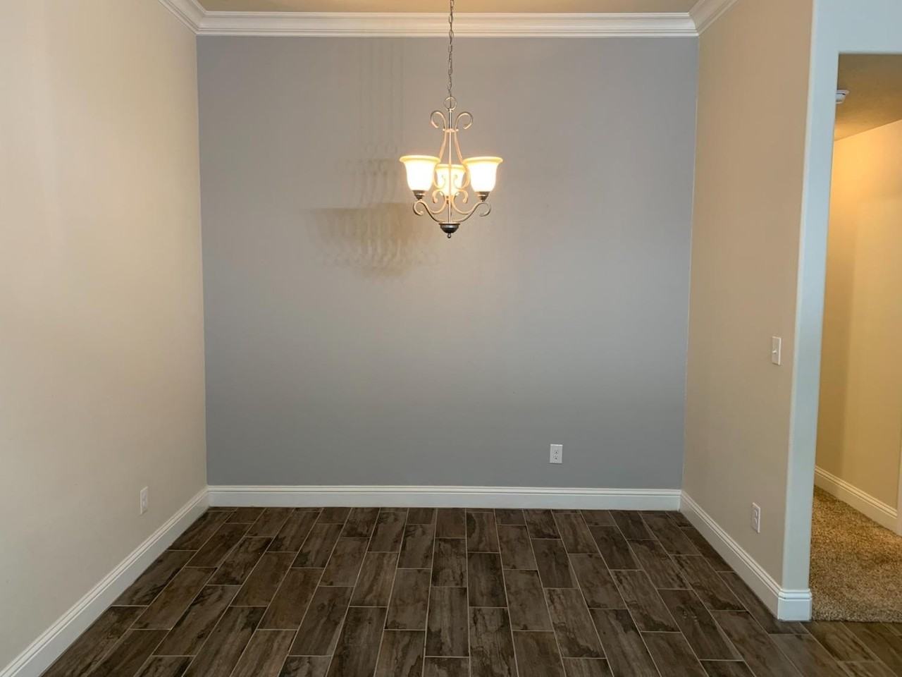 7427 103rd St - Photo 6 of 16