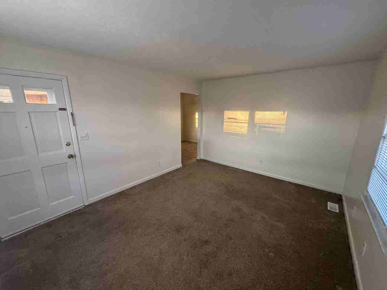 1469 Huntsville Dr #B - Photo 2 of 9
