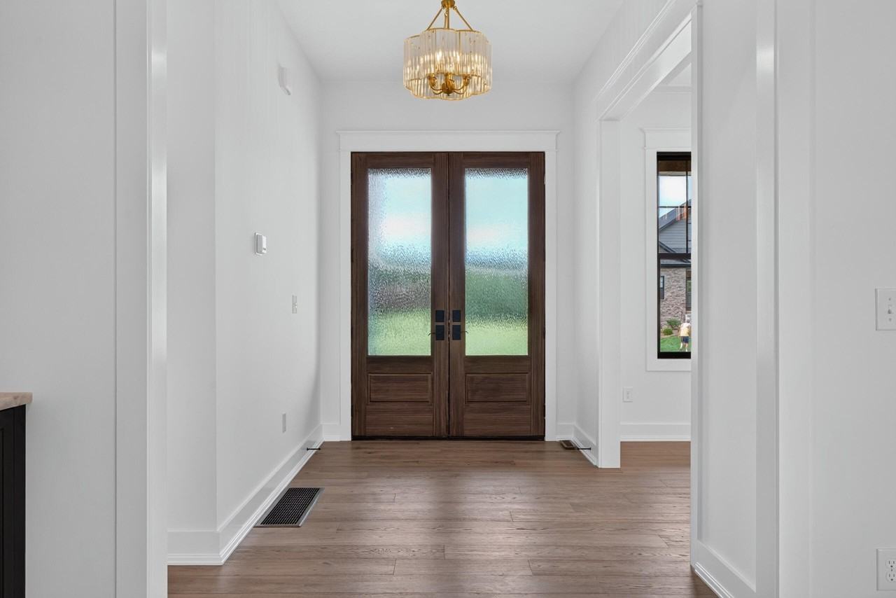 708 Winged Foot Drive - Photo 2 of 50