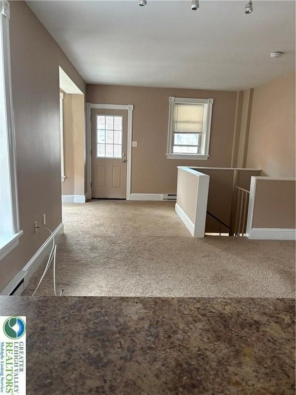 1118 W Linden St - Photo 3 of 11