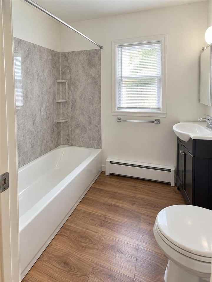 324 N Madison St - Photo 5 of 5