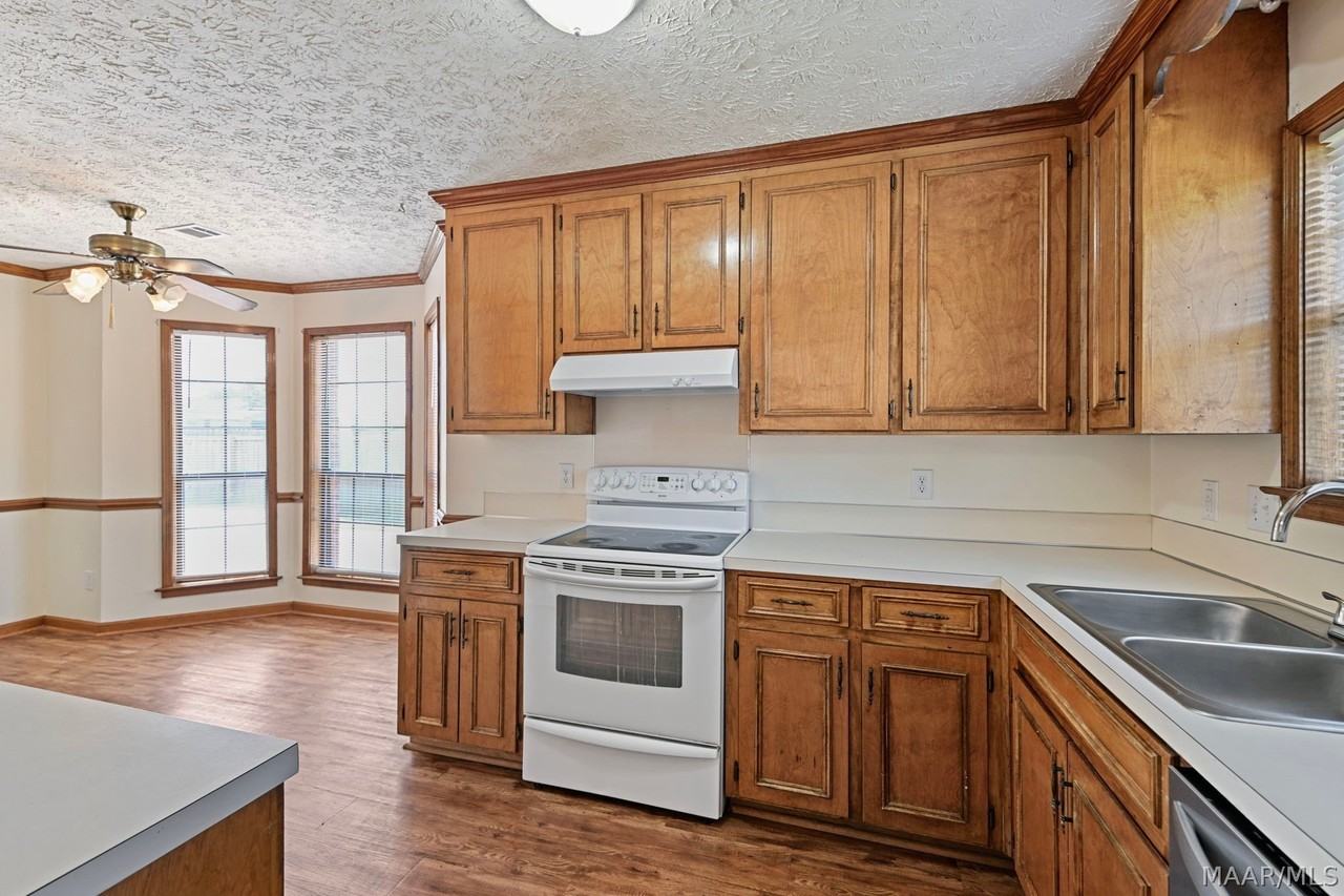 727 Sweet Ridge Rd - Photo 6 of 22