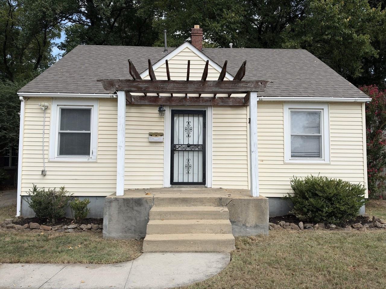 3362 Douglass Ave