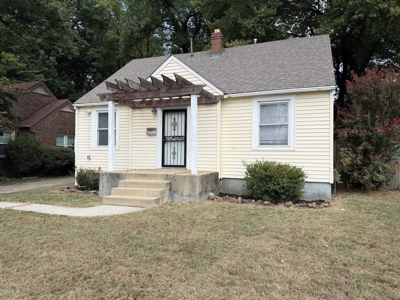 3362 Douglass Ave - Photo 2 of 10