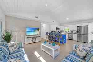 featured image of 23 Susan St #23