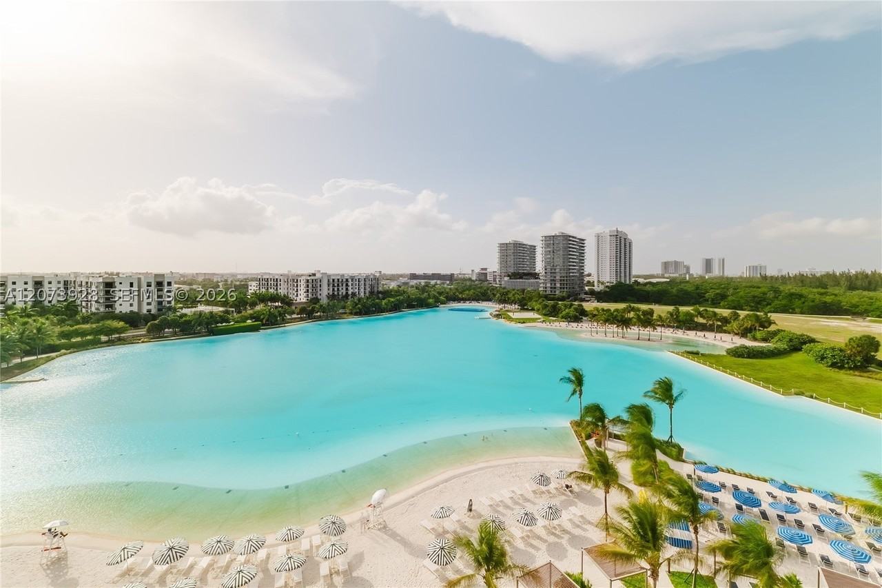 2411 Laguna Cir #2909