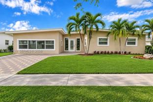 2251 Ne 191st St - Photo 1 of 1