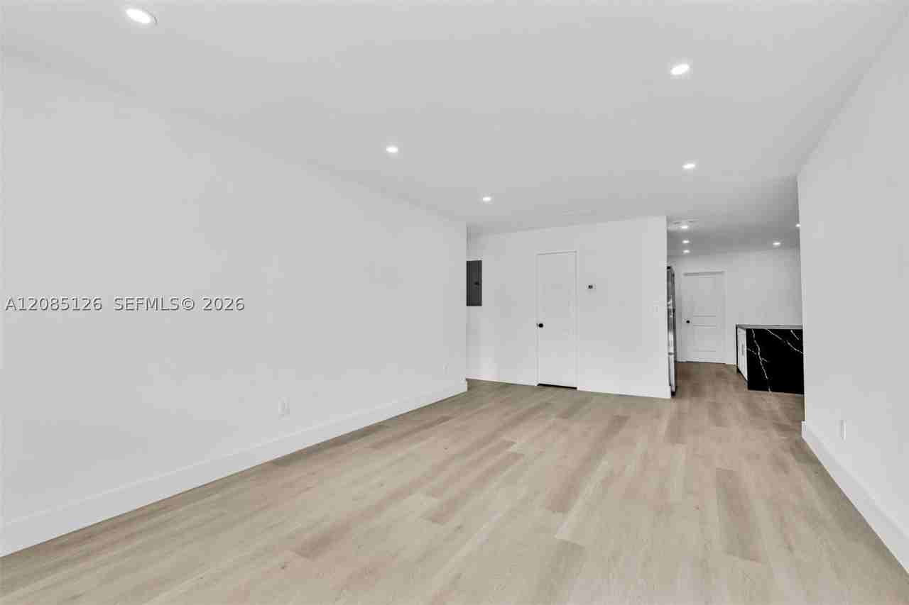 1597 Ne 143rd St #1597 - Photo 3 of 28