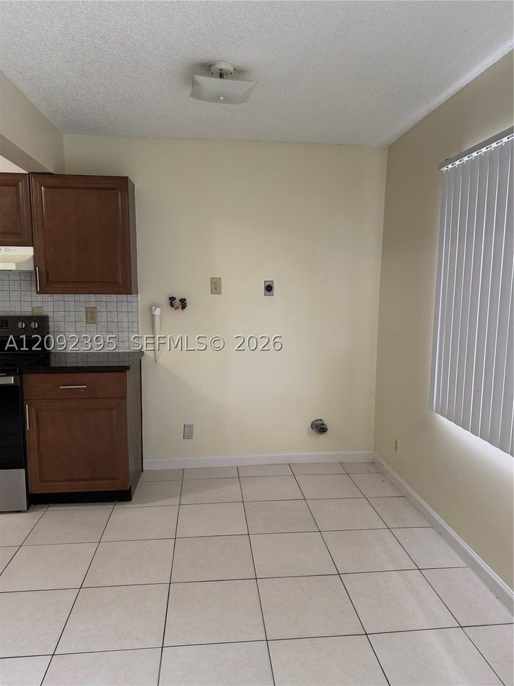 7800 Nw 44th Ct #1-3 - Photo 6 of 6