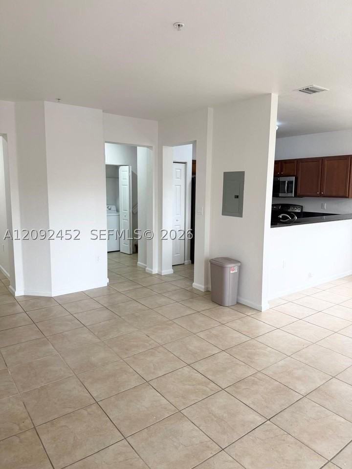 8620 Nw 97th Ave #215 - Photo 7 of 29