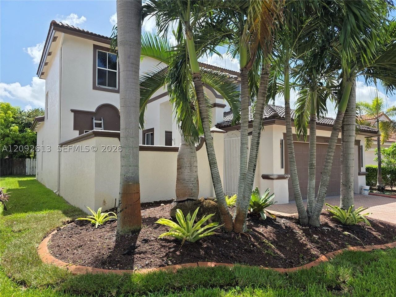 13452 Sw 26th St - Photo 3 of 5