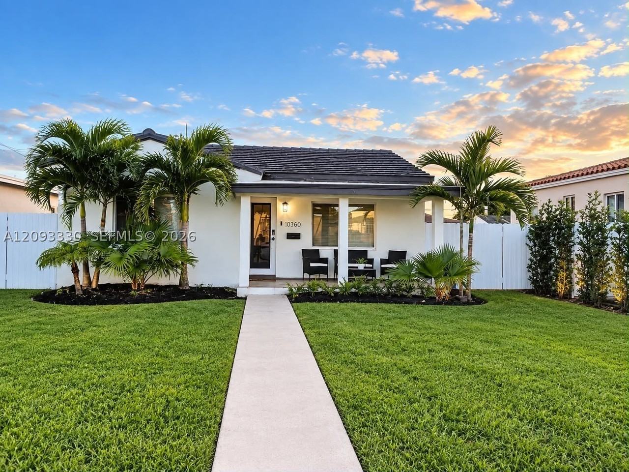 3330 Nw 18th St