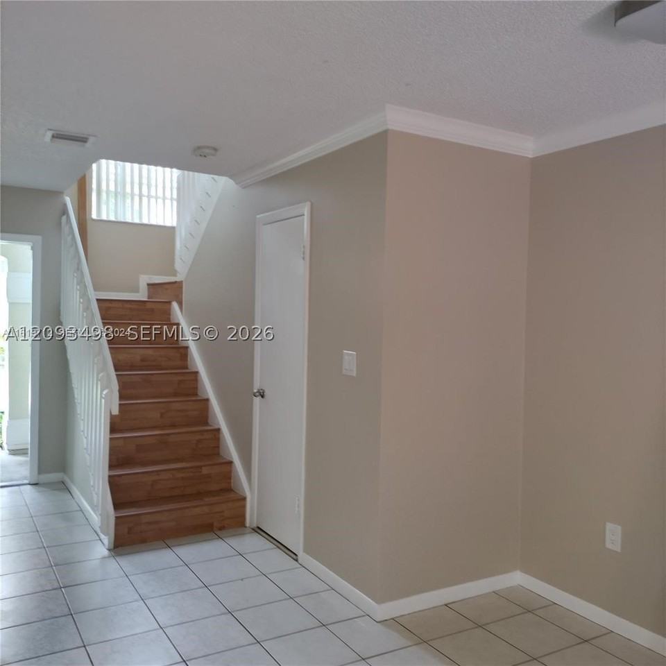 609 Nw 109th Ave #0 - Photo 7 of 17
