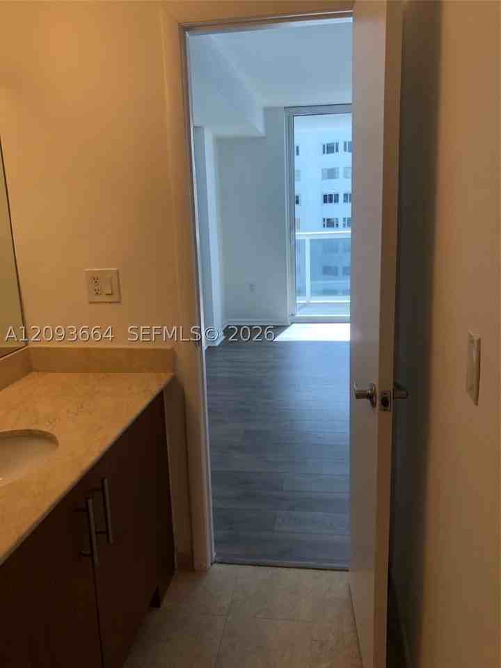 10275 Collins Ave #715 - Photo 7 of 14