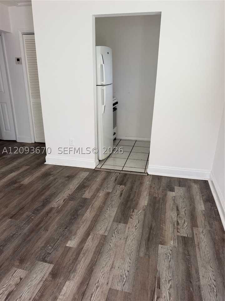 1455 Ne 146th St #A - Photo 2 of 6