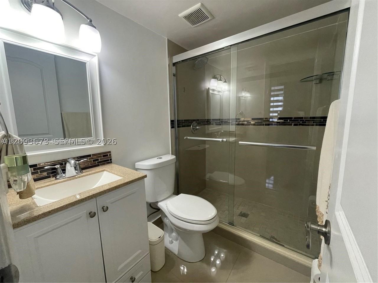 961 W 37th Ter #30 - Photo 5 of 16