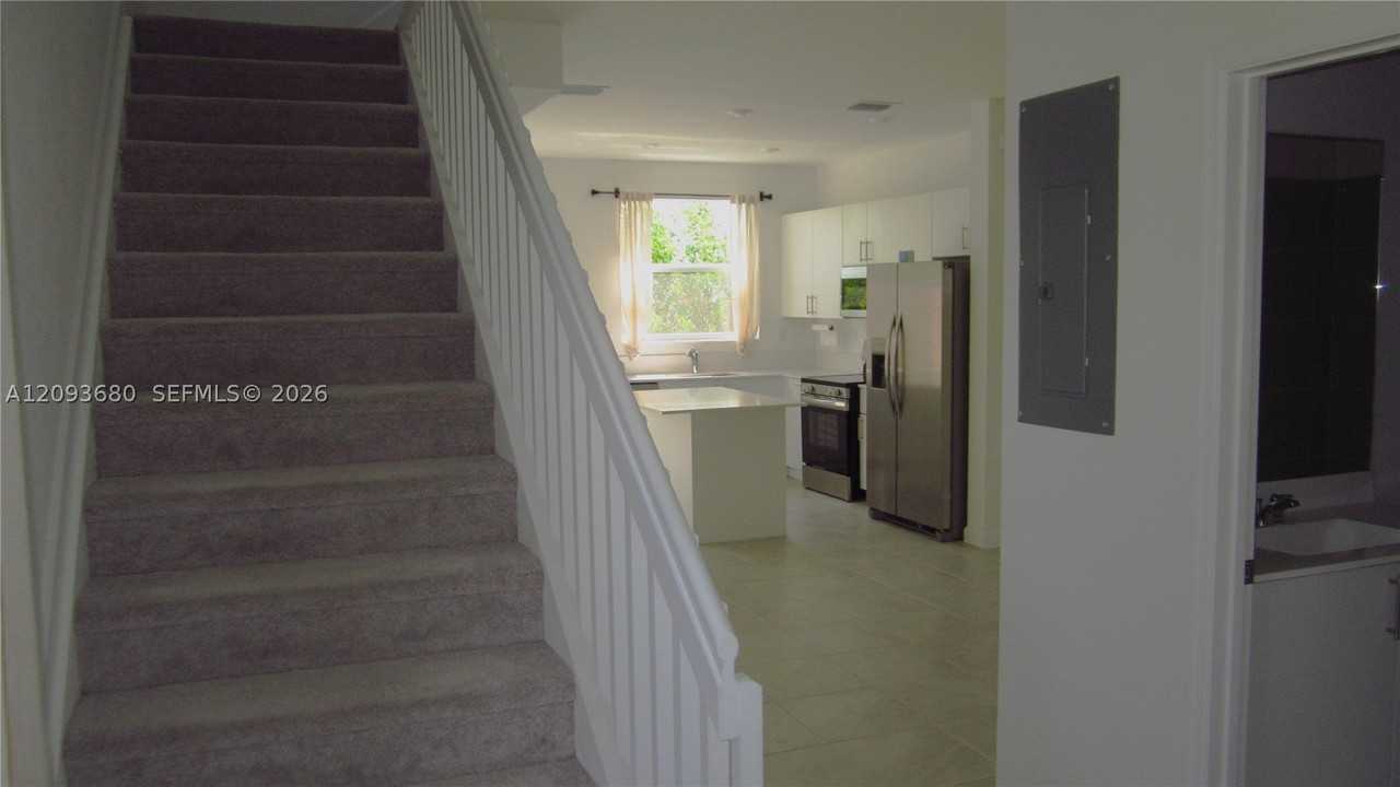 1501 Se 27th Rd #1501 - Photo 2 of 19