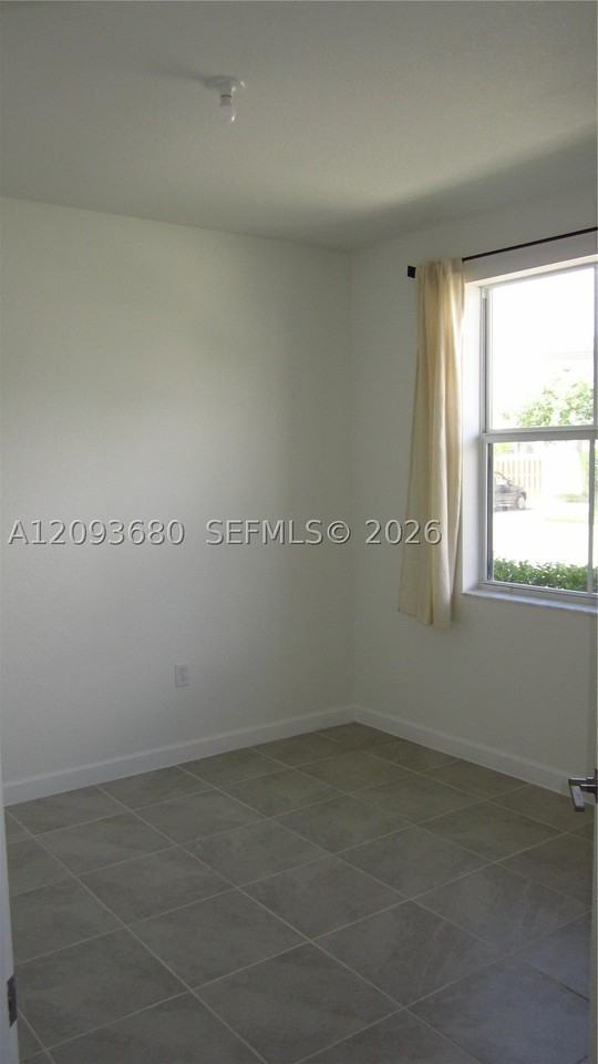 1501 Se 27th Rd #1501 - Photo 6 of 19