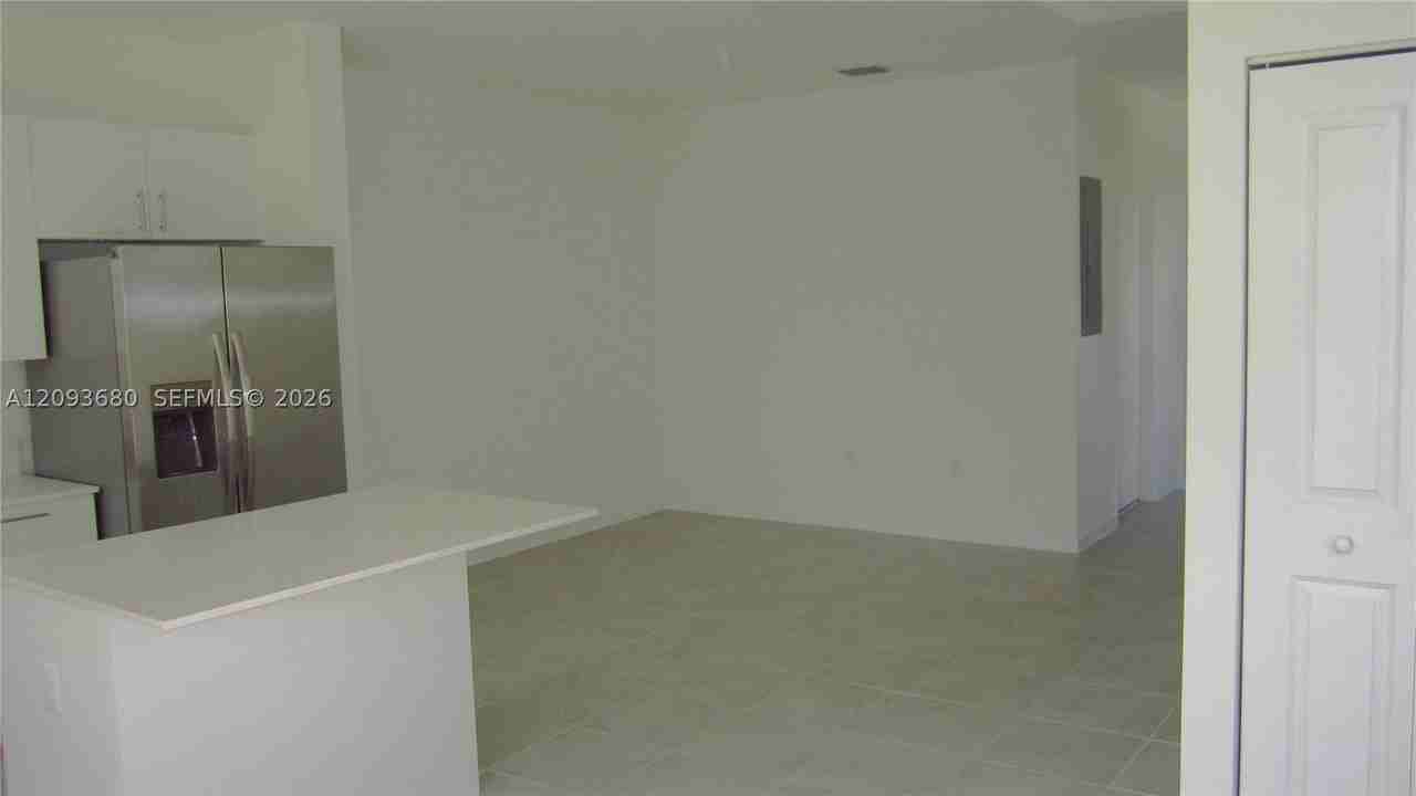 1501 Se 27th Rd #1501 - Photo 7 of 19