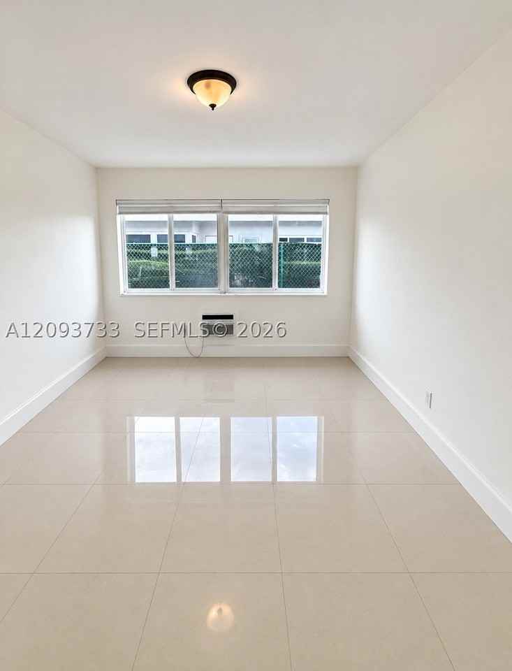8215 Crespi Blvd #2 - Photo 7 of 13