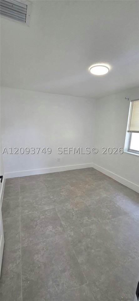 720 Nw 56th St #2 - Photo 2 of 9