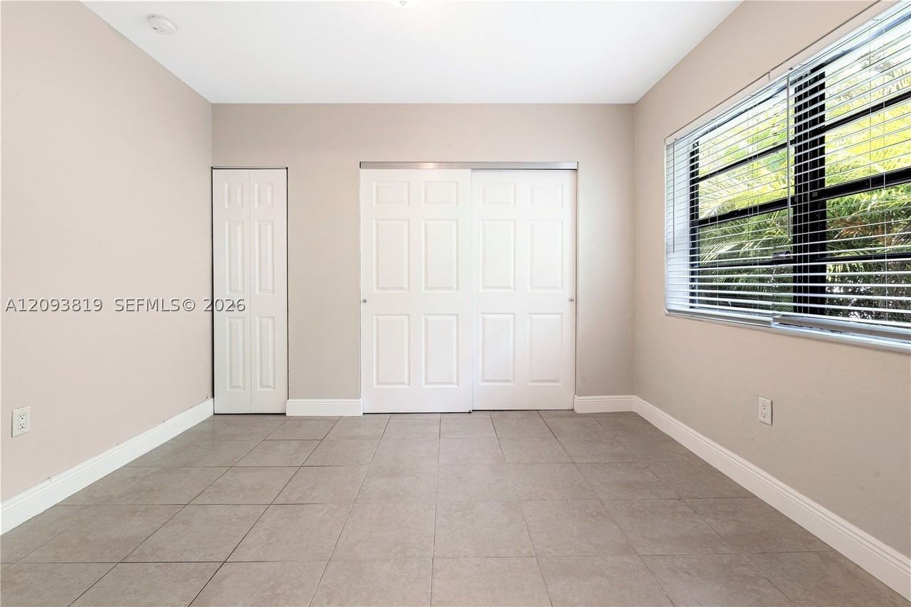 214 Salamanca Ave #3 - Photo 6 of 11