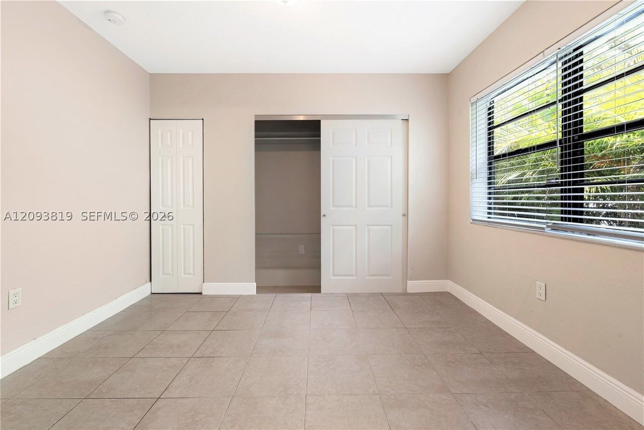 214 Salamanca Ave #3 - Photo 7 of 11
