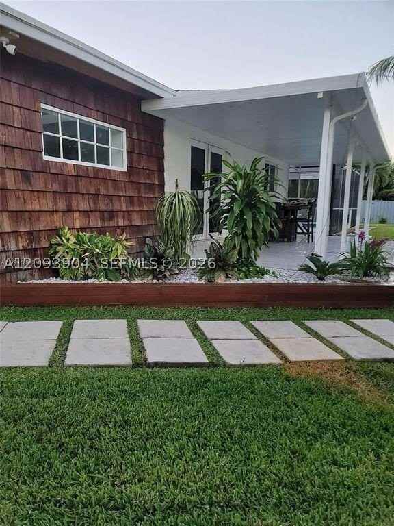 290 Nw 92nd Ave #1 - Photo 2 of 13