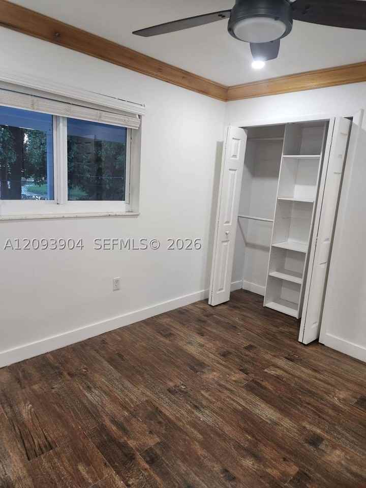 290 Nw 92nd Ave #1 - Photo 5 of 13