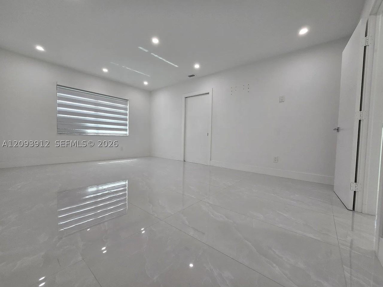 6711 Sw 127th Pl #0 - Photo 7 of 17