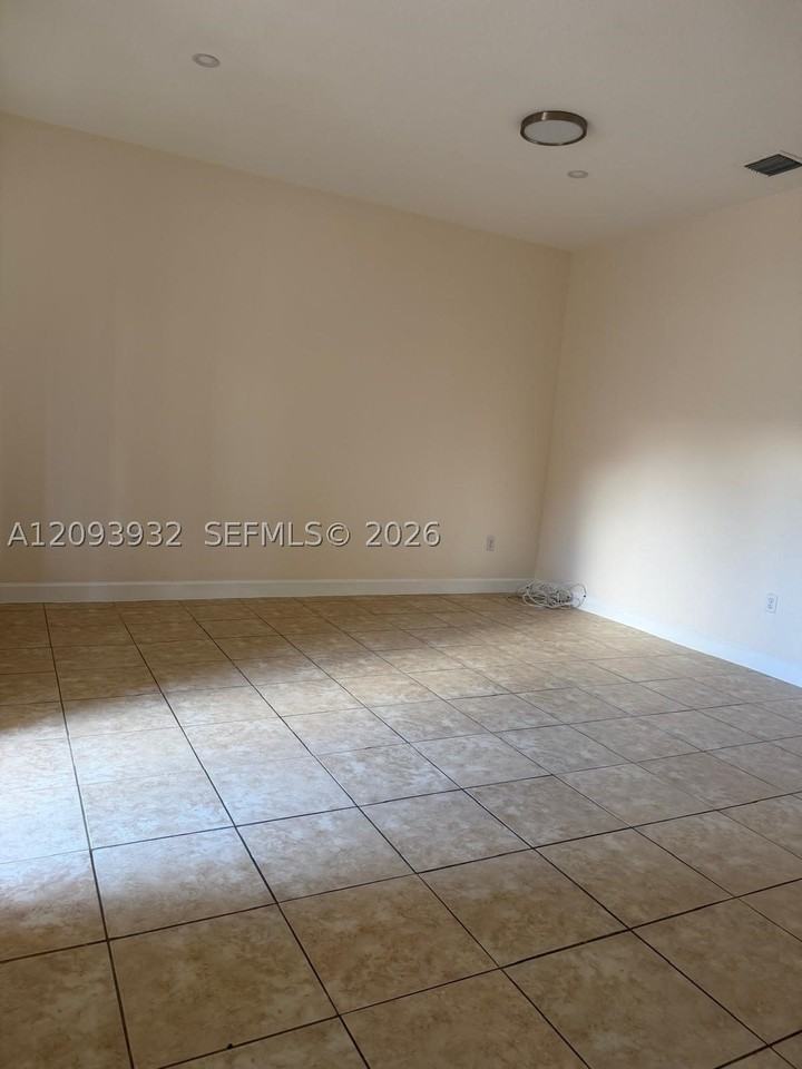 14624 Sw 5th St #4-5 - Photo 6 of 28