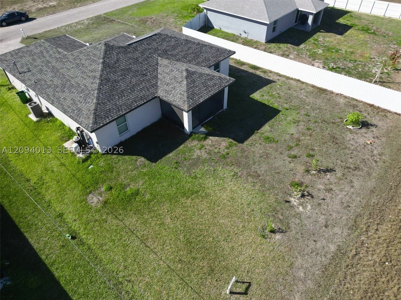2507 NW 8th PL - Photo 2 of 22
