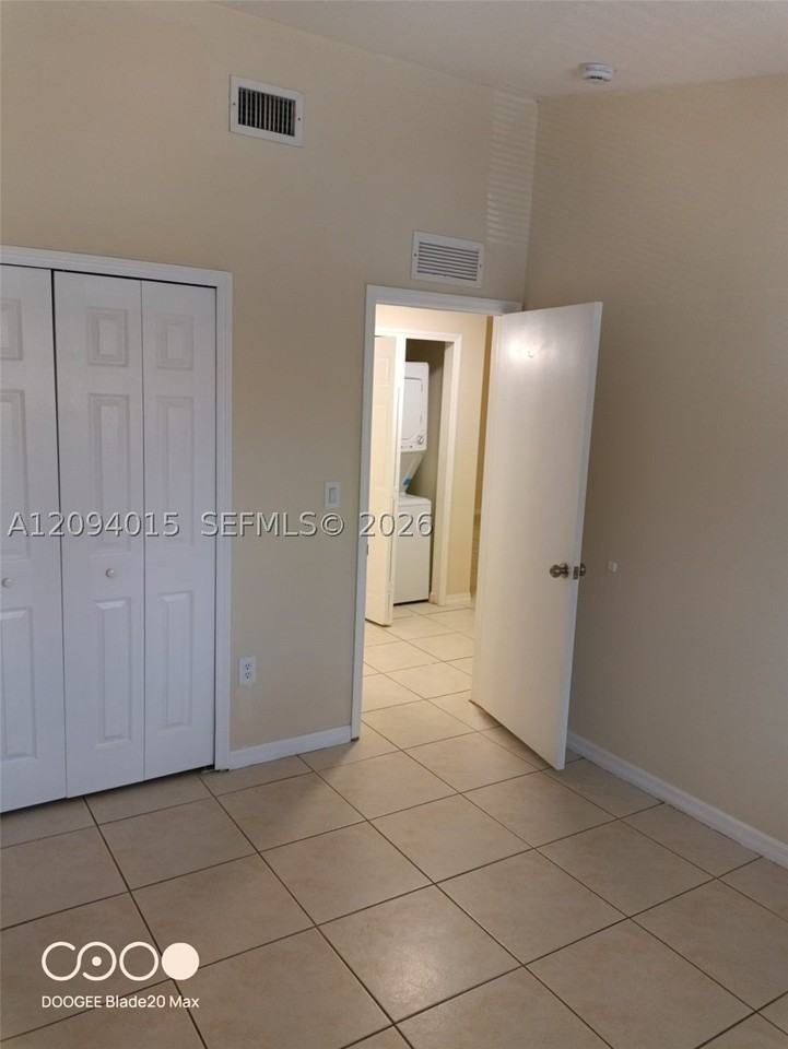 2920 Se 12th Rd #206-30 - Photo 5 of 14