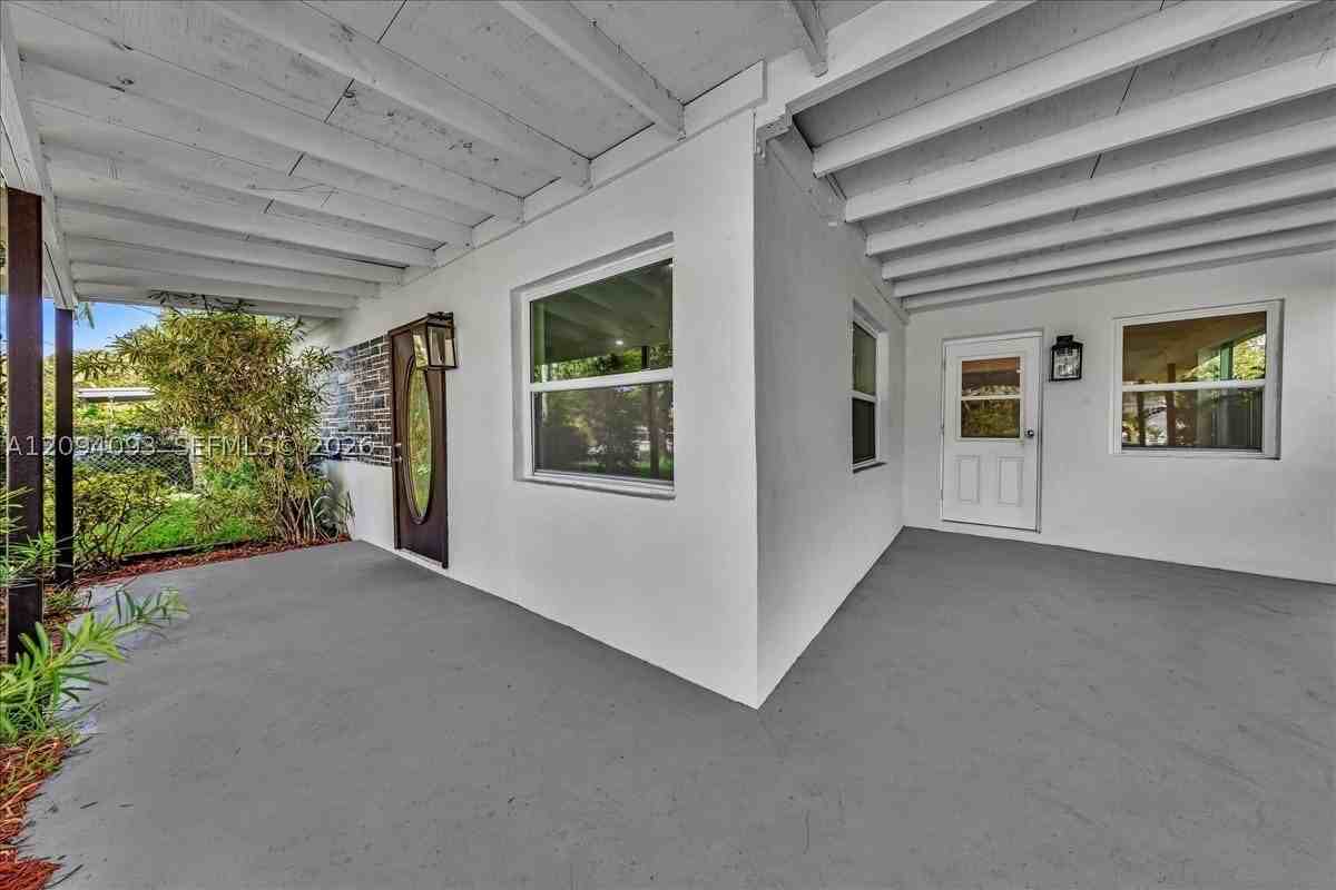 535 Nw 23rd Ave #535 - Photo 6 of 46