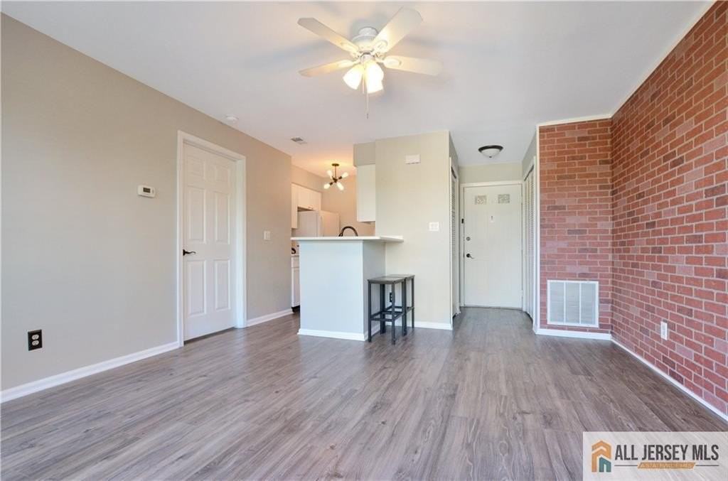 17 Lear Ct - Photo 5 of 16