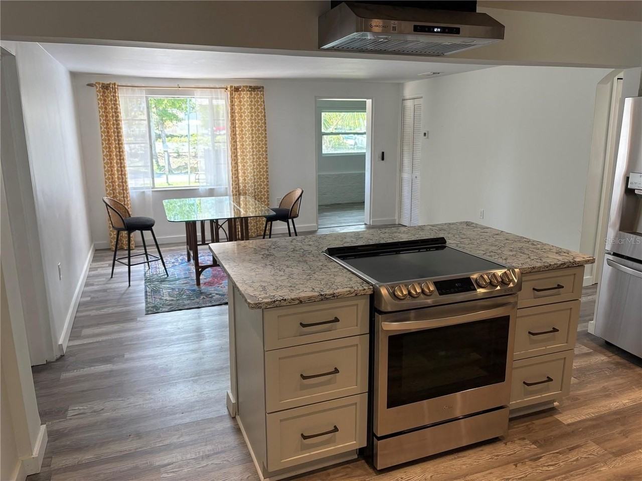 3510 4th Ave W - Photo 4 of 16