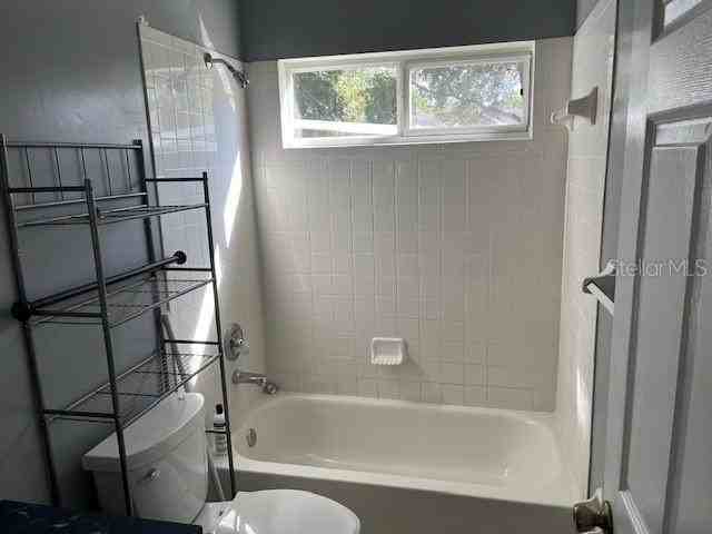 8745 Nw 35th Ln - Photo 2 of 6
