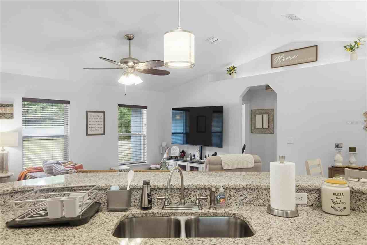 21635 Sw 82nd Loop - Photo 7 of 31
