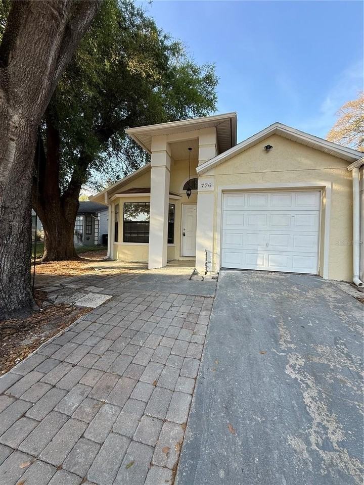 776 Wolf Creek Ct - Photo 3 of 24