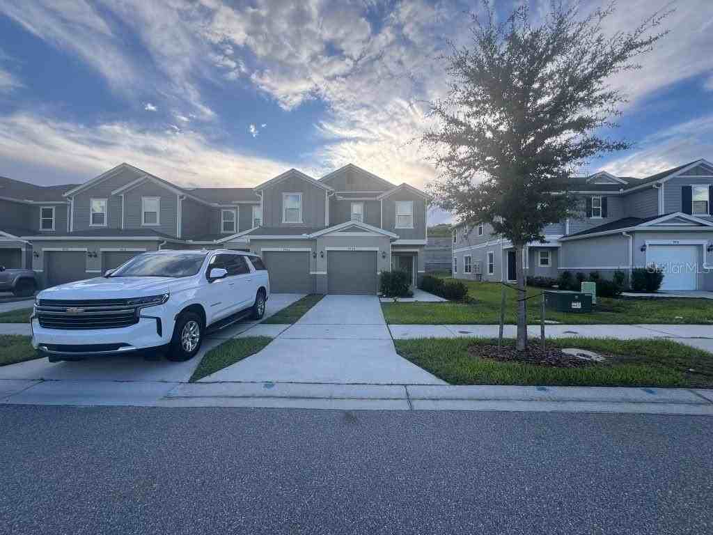9448 Westside Hills Dr - Photo 3 of 9