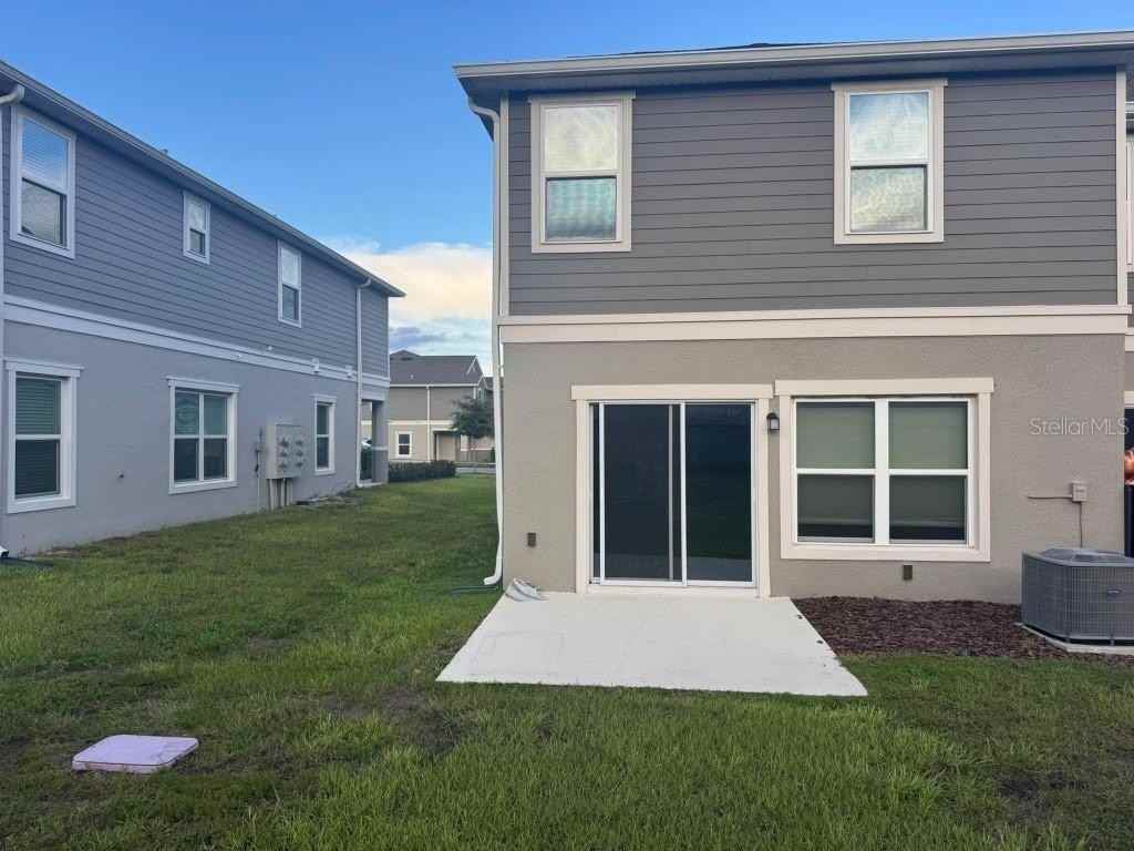 9448 Westside Hills Dr - Photo 4 of 9
