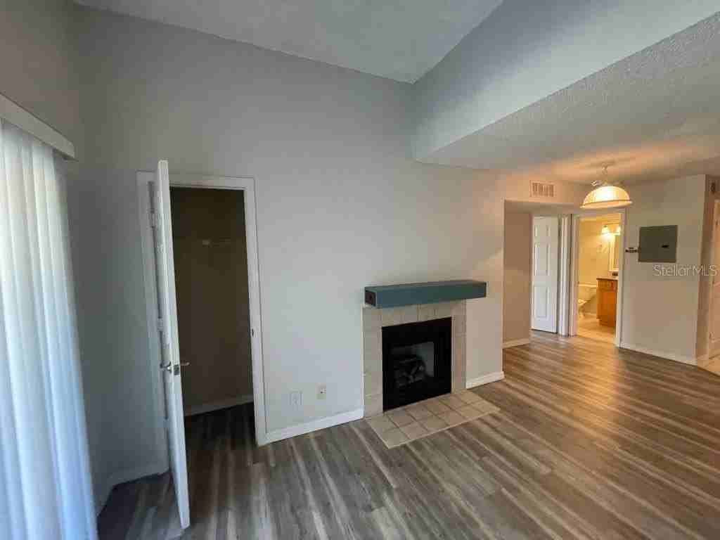 420 Forestway Cir #302 - Photo 4 of 32